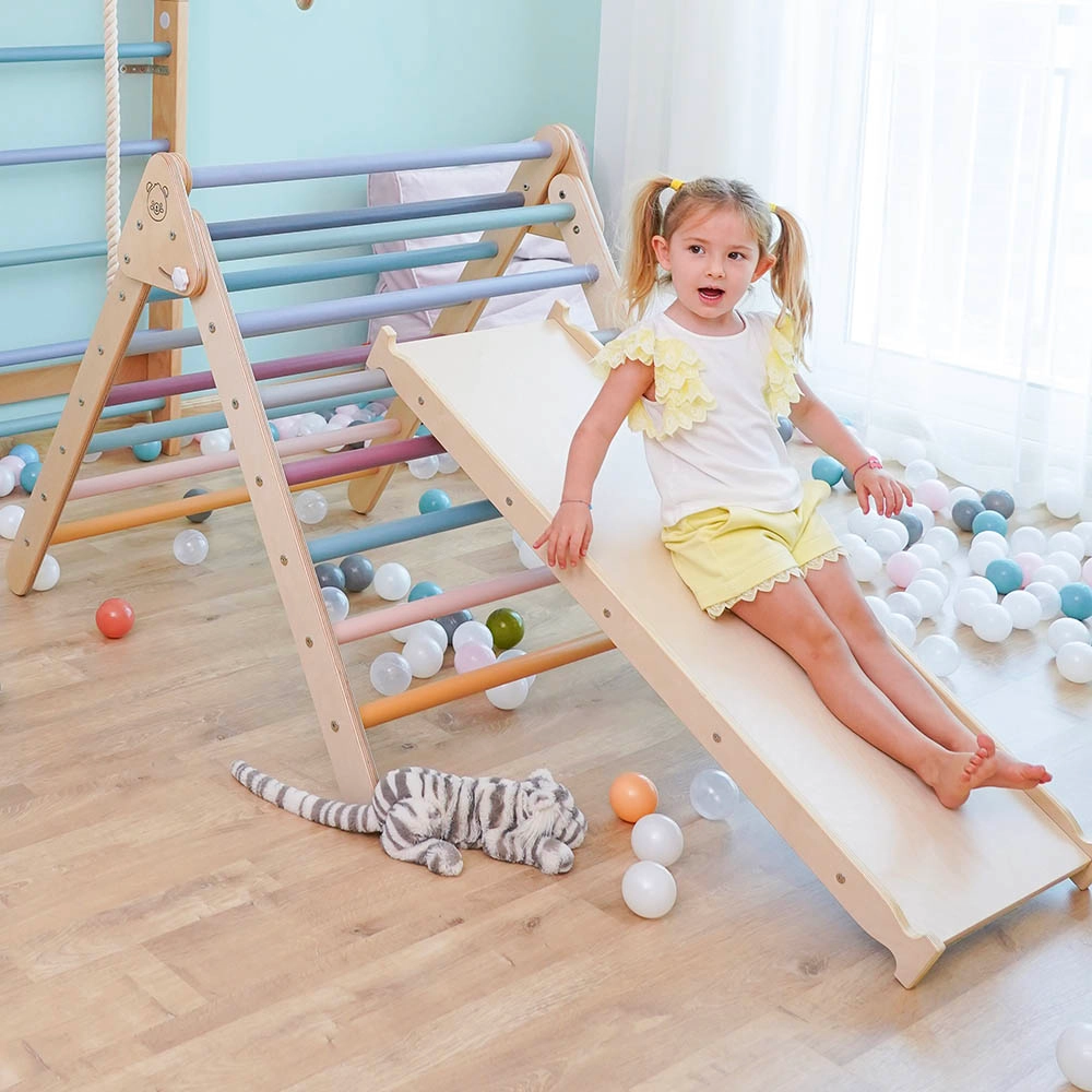 Pikler Triangle - Foldable Natural 80 x 90 x 102 cm + Reversible Ramp - 116 x 41 cm