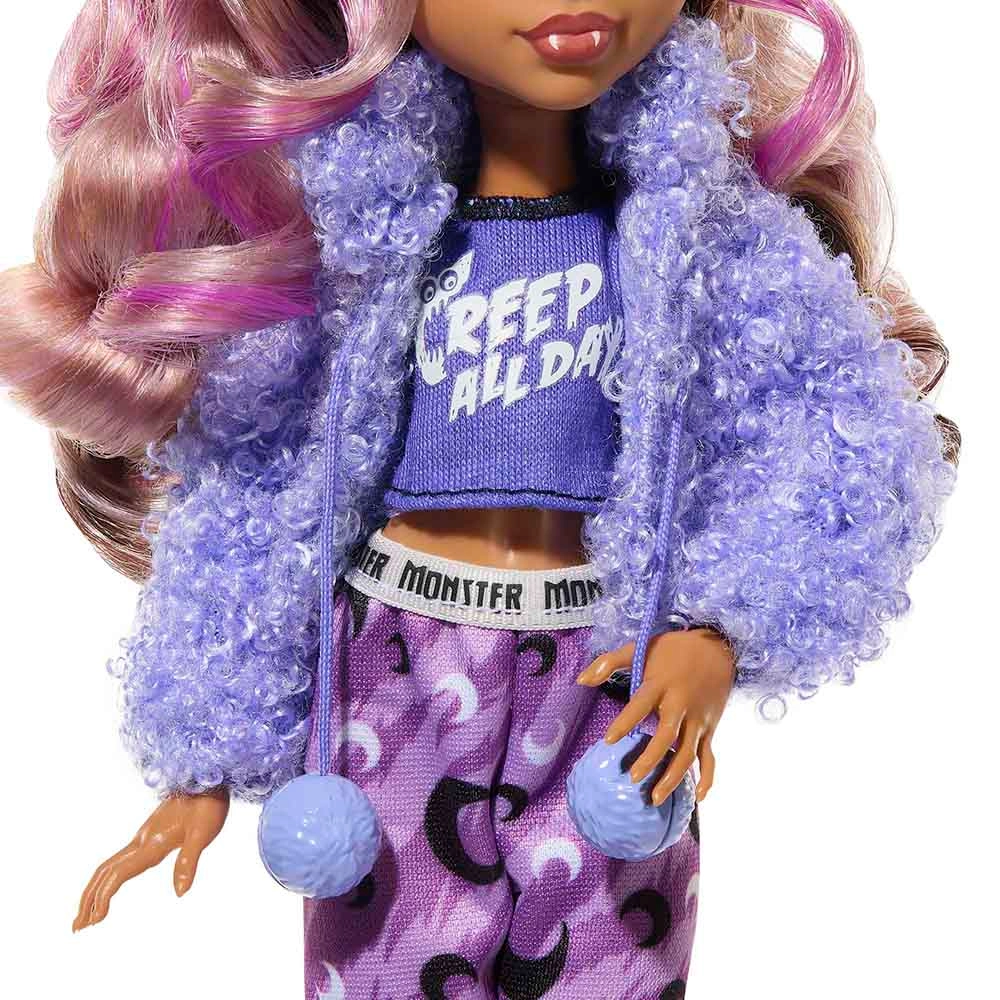 Clawdeen Wolf Doll - Creepover Party Pet Dog Crescent Ages 4+