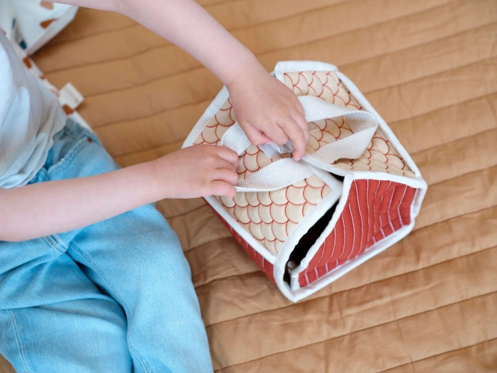 Fabric House - 17 x 16 x 20 cm