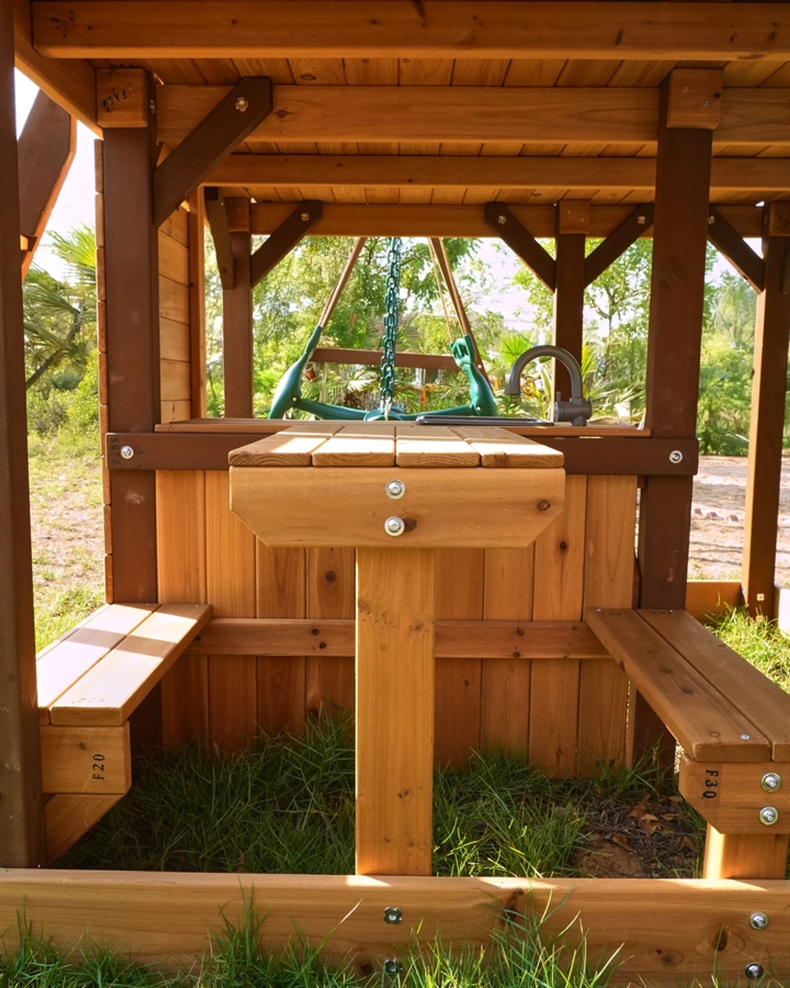 Arabian Ibex - 430 x 303 x 410 cm 152 kg