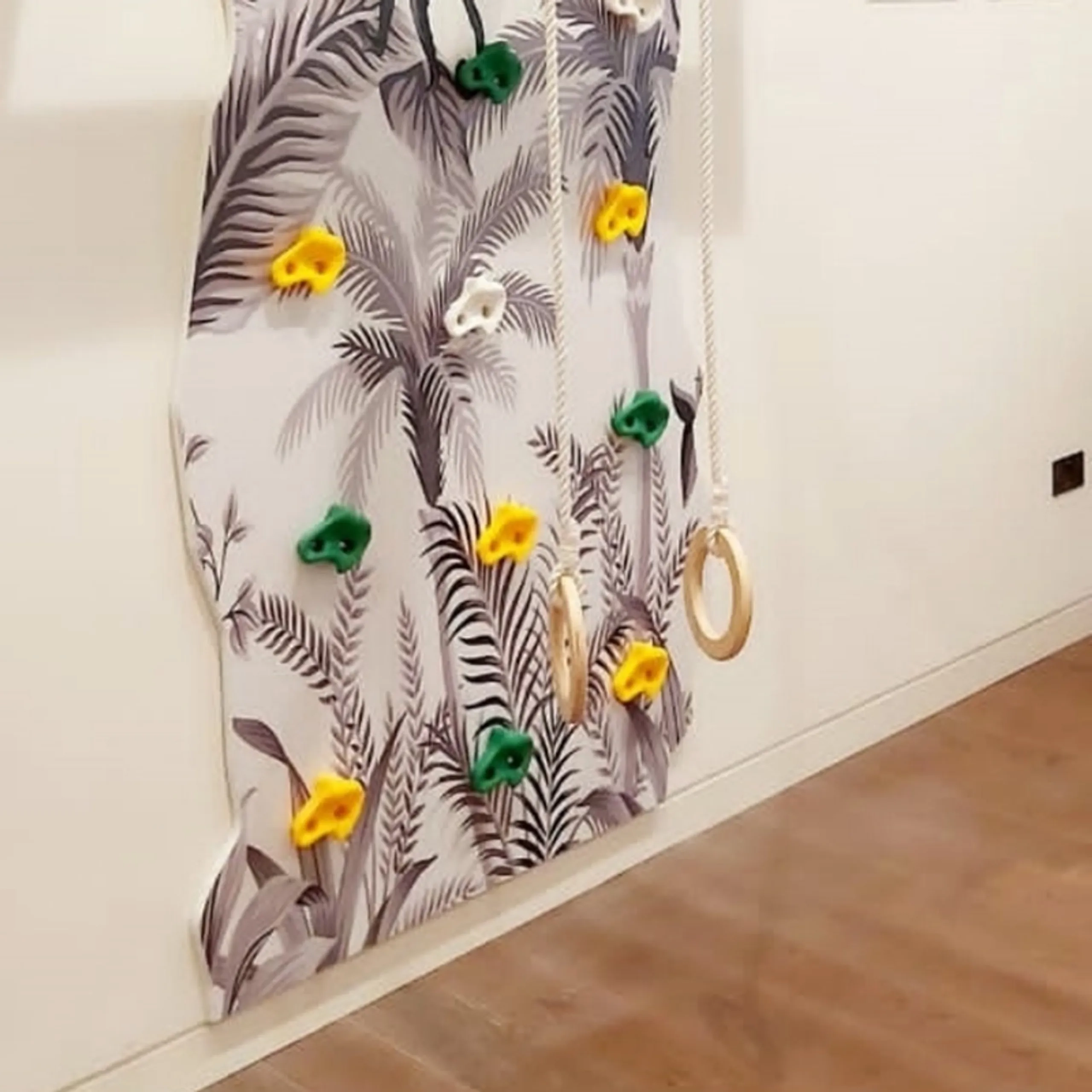 Jungle Climbing Wall - 120 x 240 cm with monkey bars