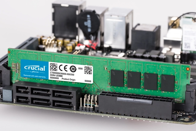CT32G4DFD832A - 32 GB 3200 MHz UDIMM DDR4