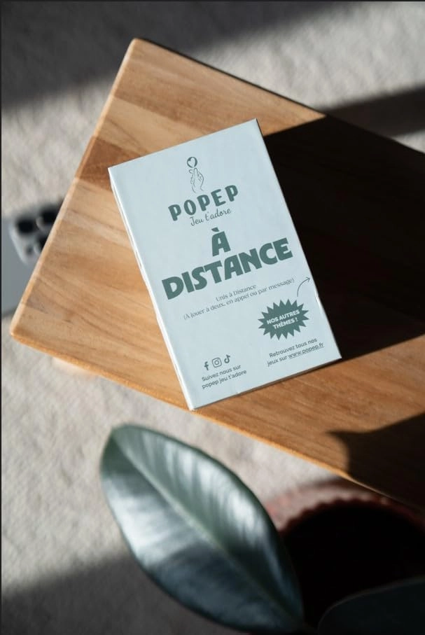 Jeu t'adore A Distance - 100 Cards Card Game (French)
