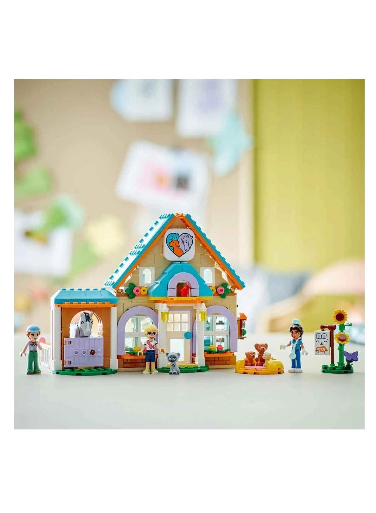 Friends Horse And Pet Vet Clinic (42651) - Animals