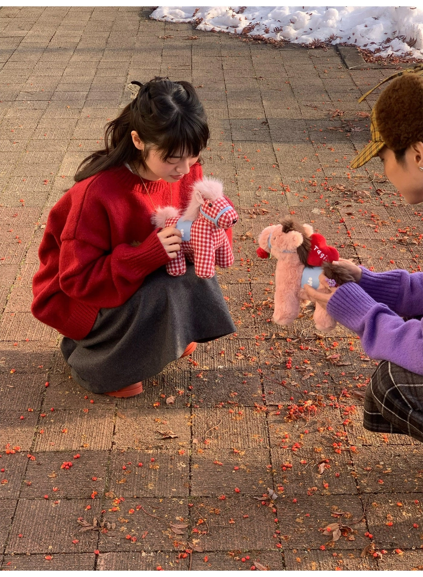 Magi Year of the Horse - 25 cm Lucky Red