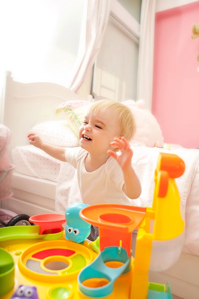 Giraffe's Musical Fun Station - 1-3 years