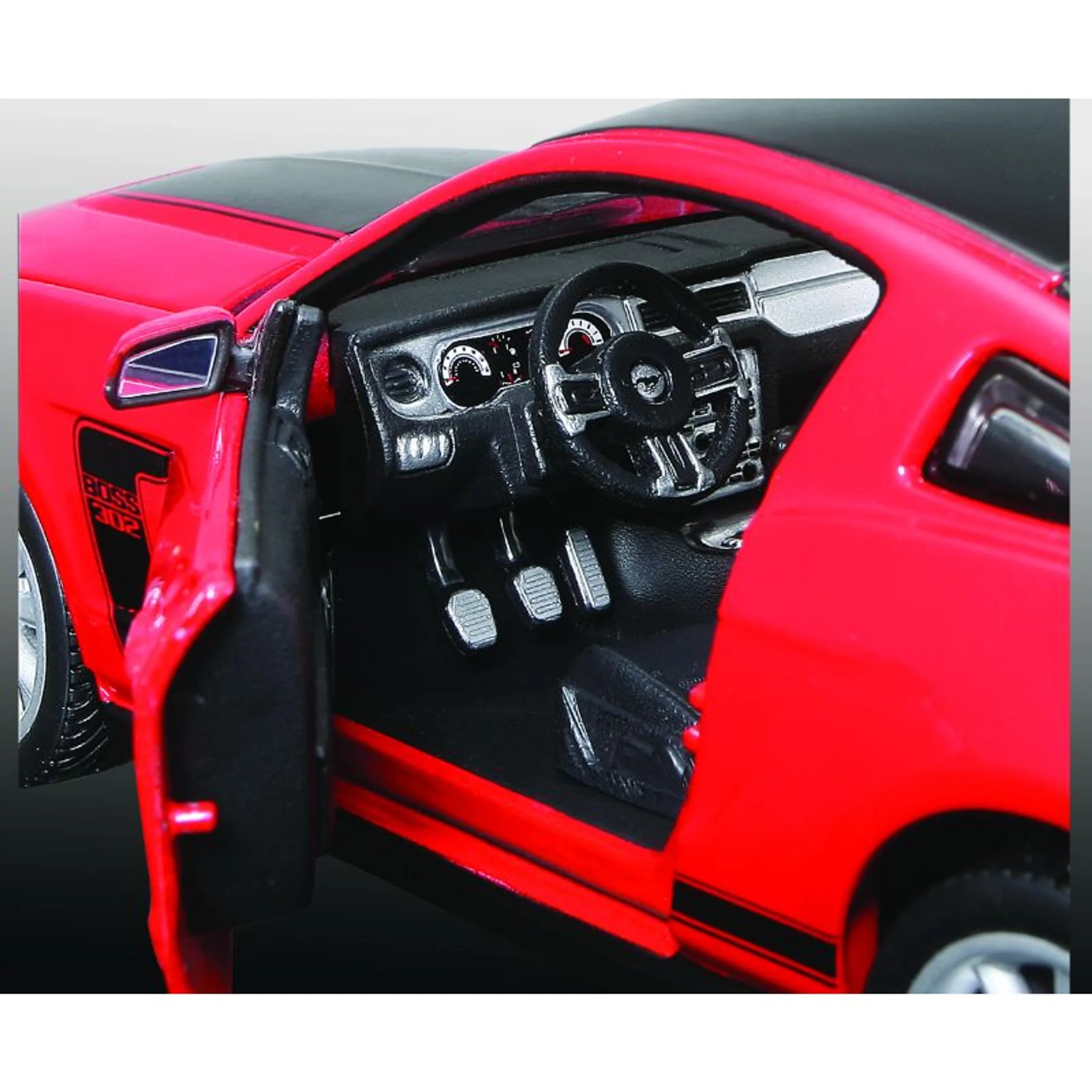 Ford Mustang Boss 302 - 1:24