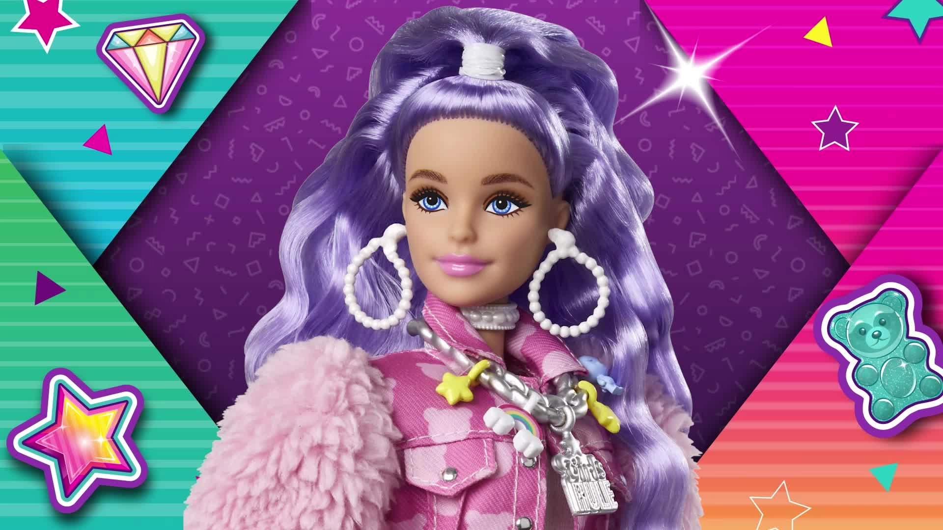 Barbie Extra - Periwinkle Hair Pink Teddy Bear Print Denim Jacket & Matching Shorts 15 pieces Ages 3+