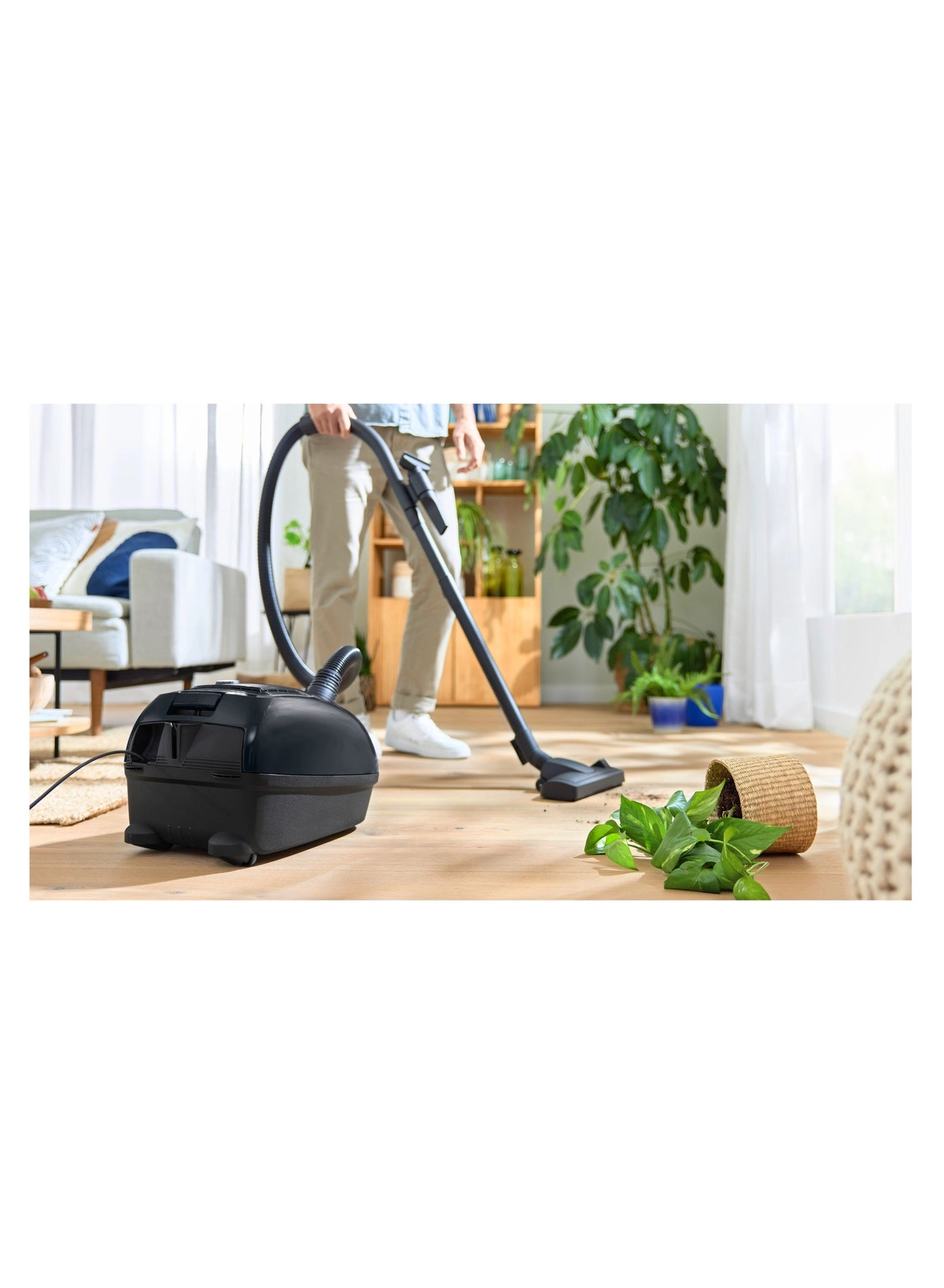 Series 4 (BGL38BA3GB)