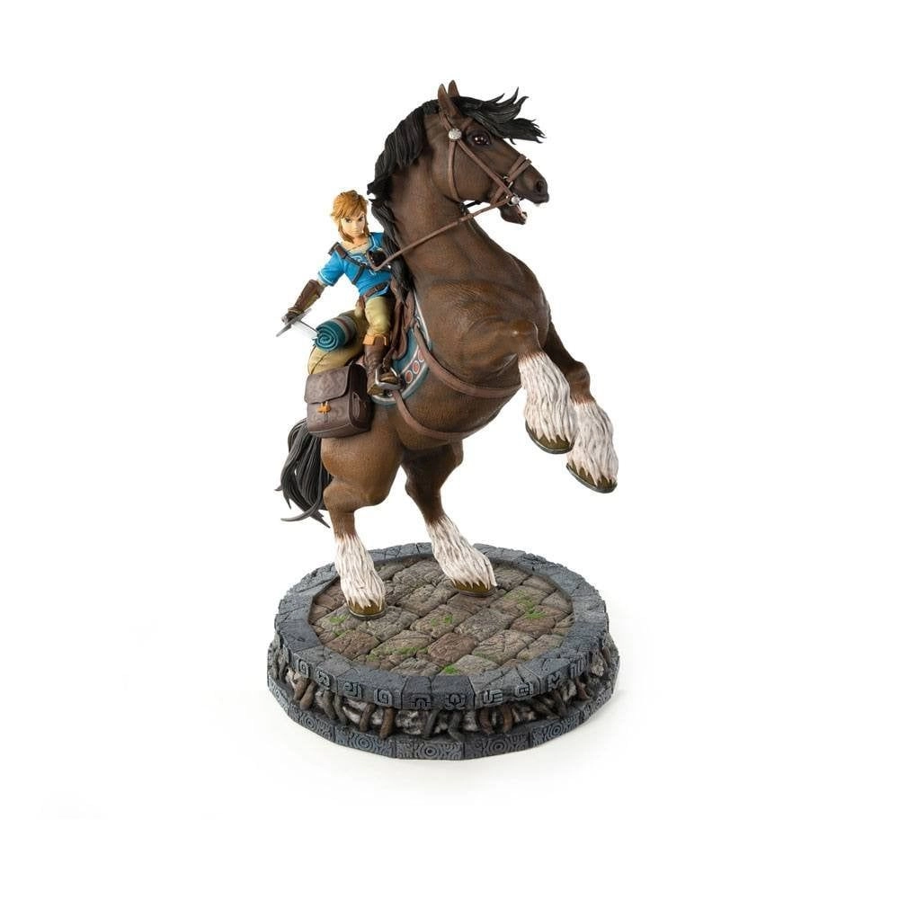 First 4 Figures Link on Horseback Statue