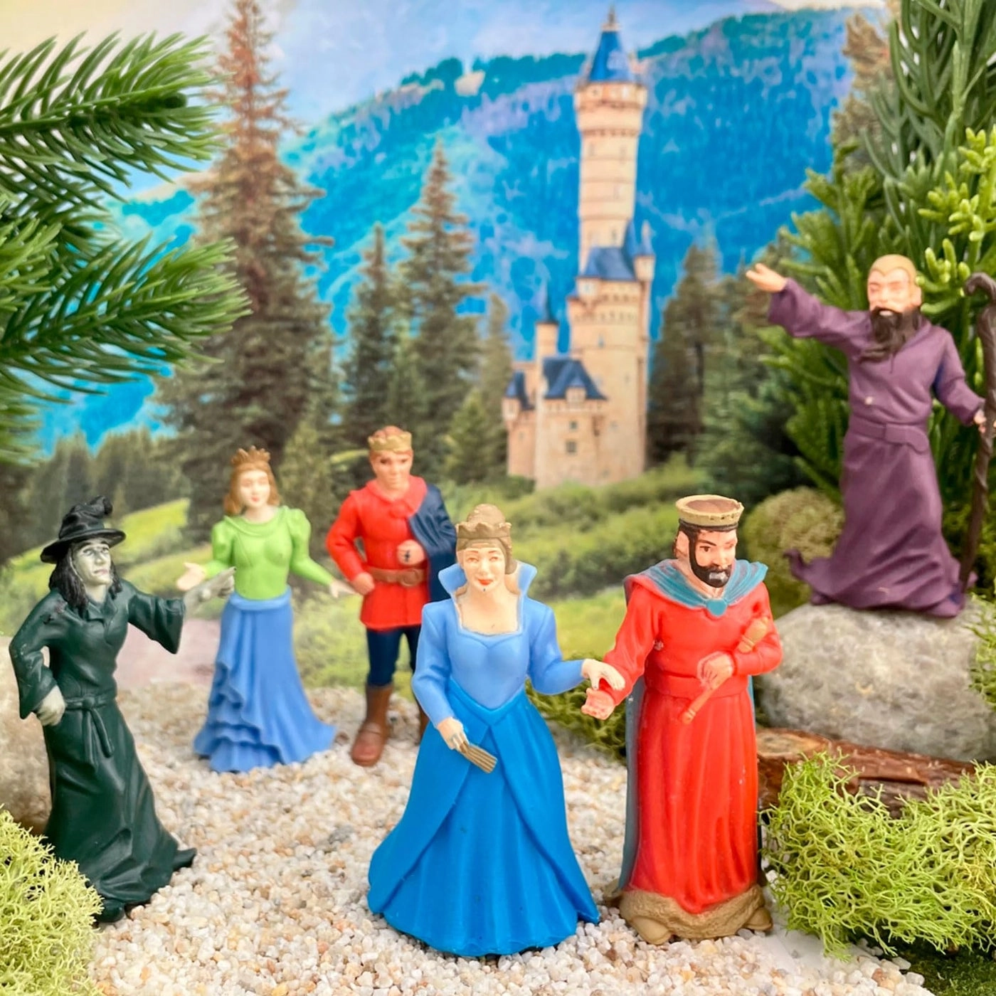 Days of Old TOOB Figure Set - Medieval - Ages 3 - 6 pcs