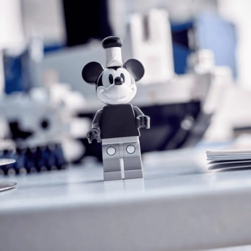 Mini Steamboat Willie - Disney