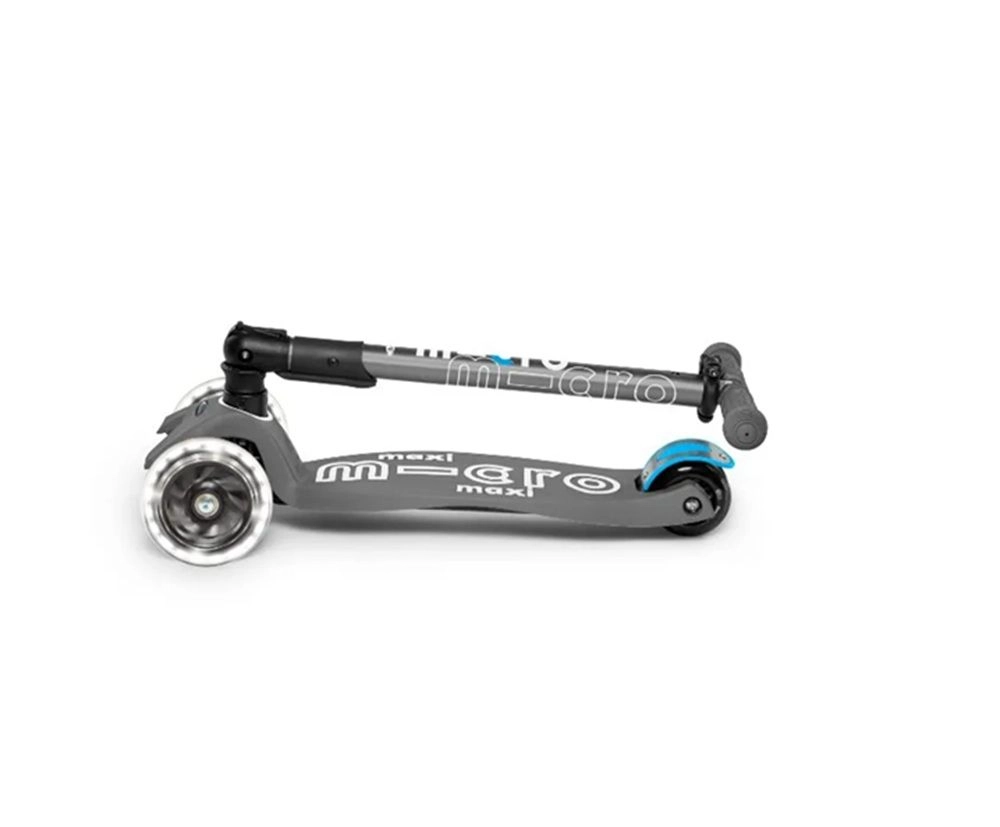 Maxi Deluxe 3-Wheel Kick Scooter – 120/80 mm LED Foldable