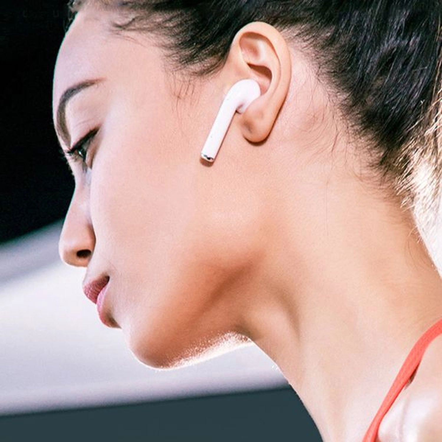 Airbuds SE Wireless Earbud