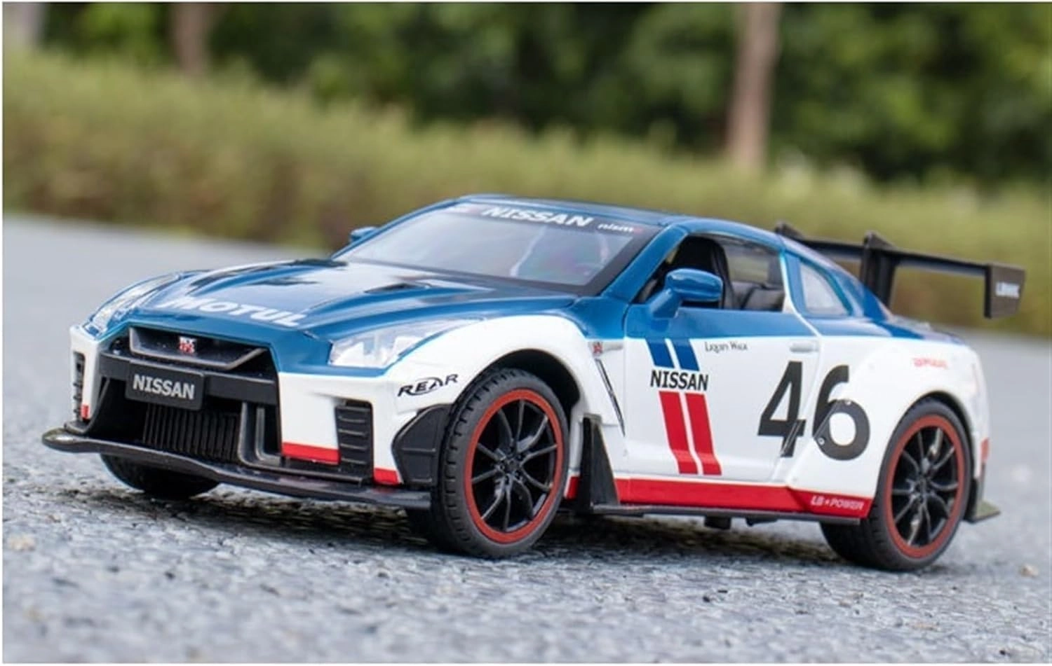 NISS-an GTR R50 - 1:22 1