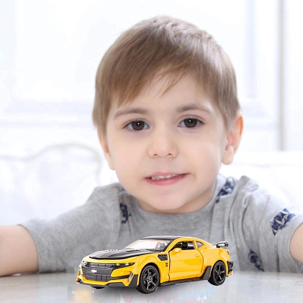 Camaro - 1:32 Scale 1 Count