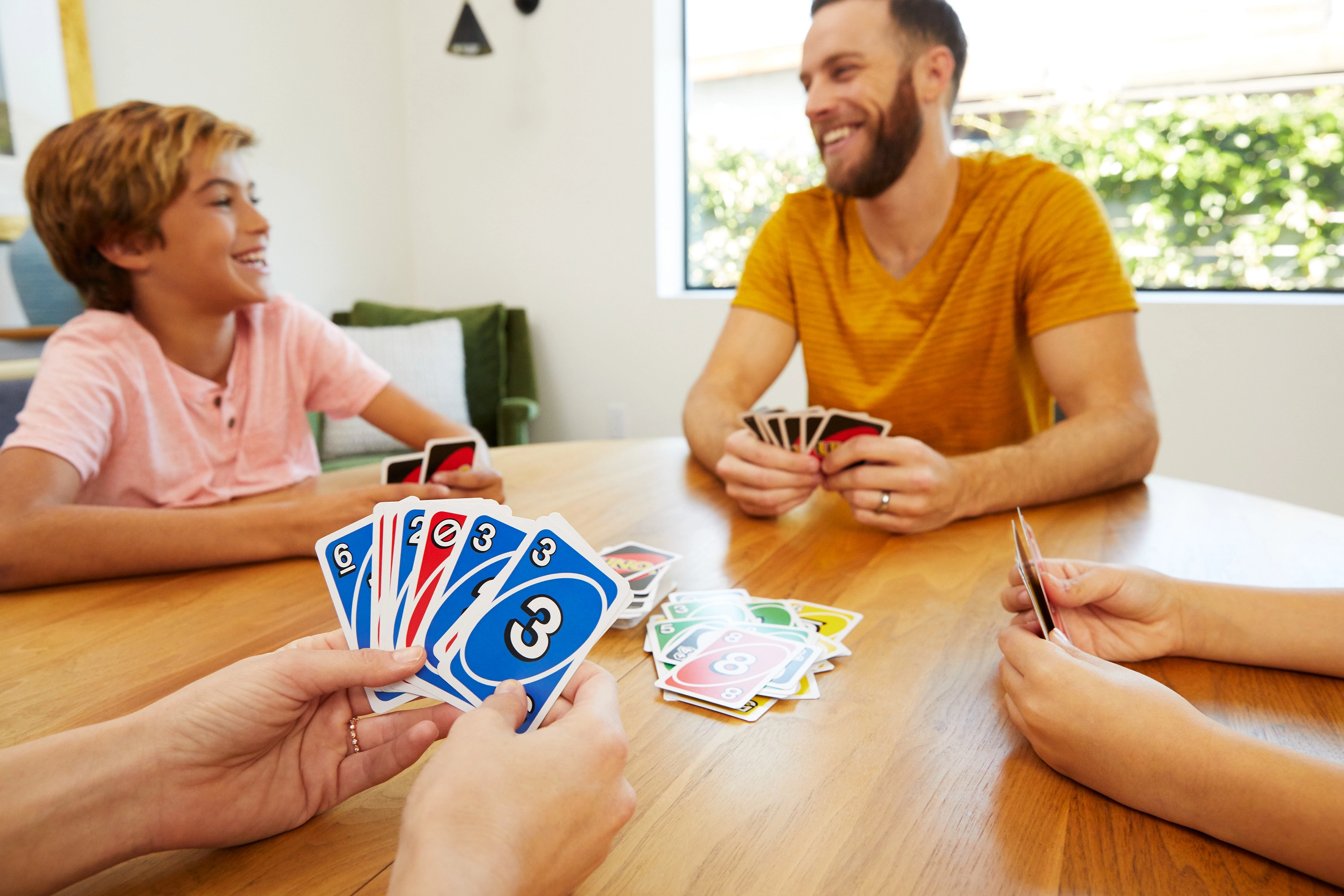 UNO Flex - Card Game