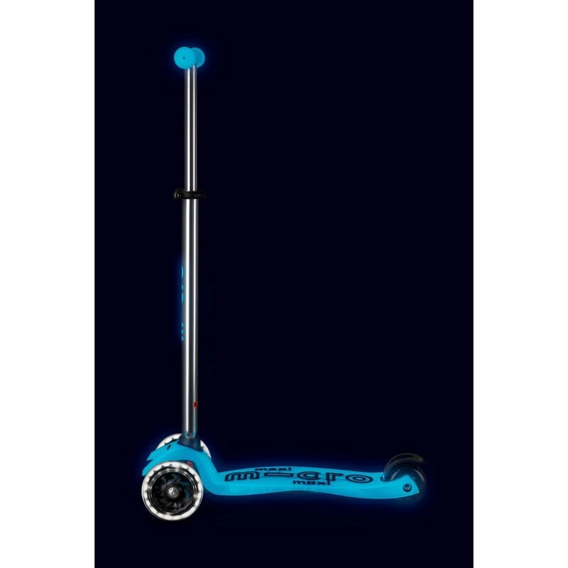 Maxi Deluxe 3-Wheel Kick Scooter – 120/80 mm LED