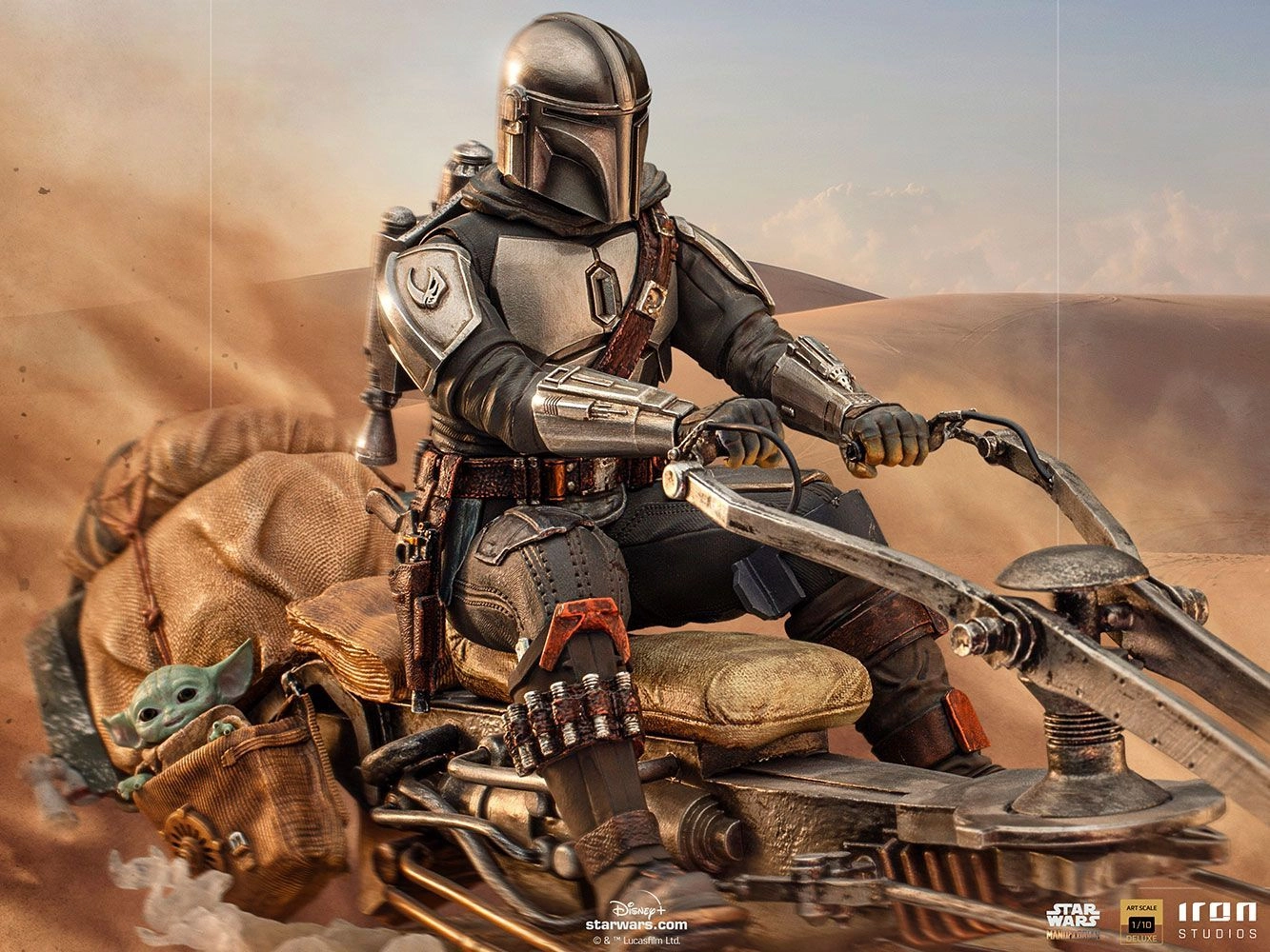 The Mandalorian on Speederbike Deluxe - Star Wars - Battle Diorama Series Art Scale 1:10