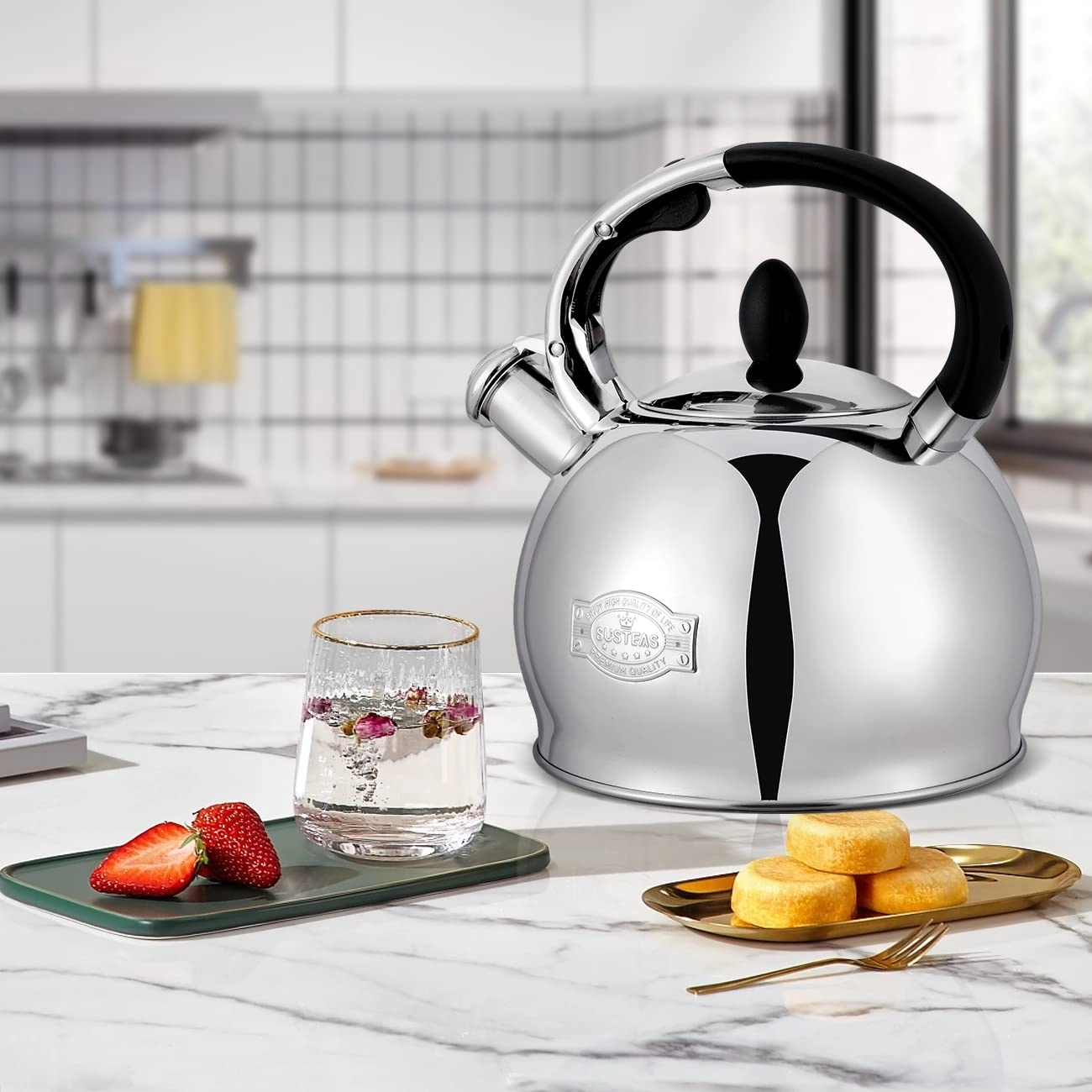 Whistling Tea Kettle - 2.64 Quarts