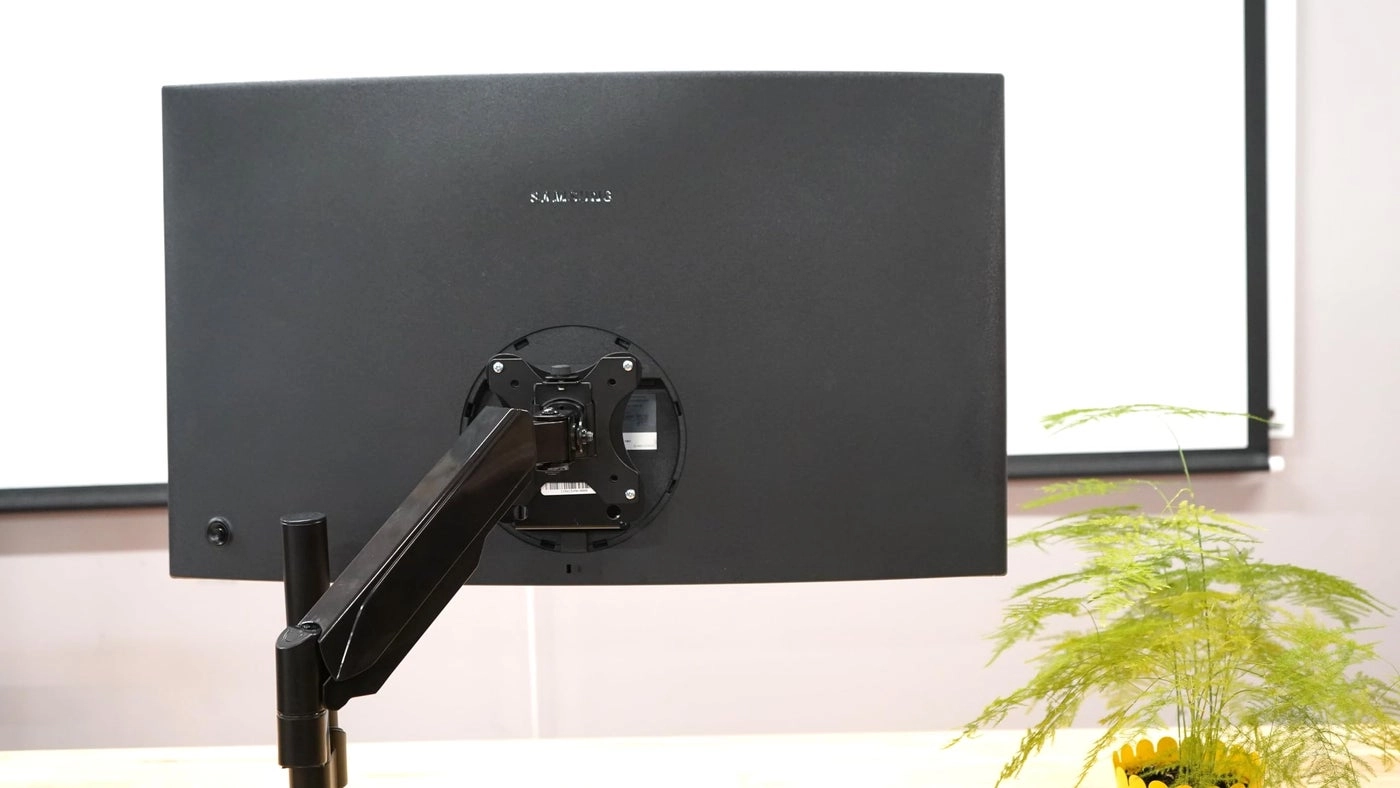 Monitor Arm/Mount VESA Adapter