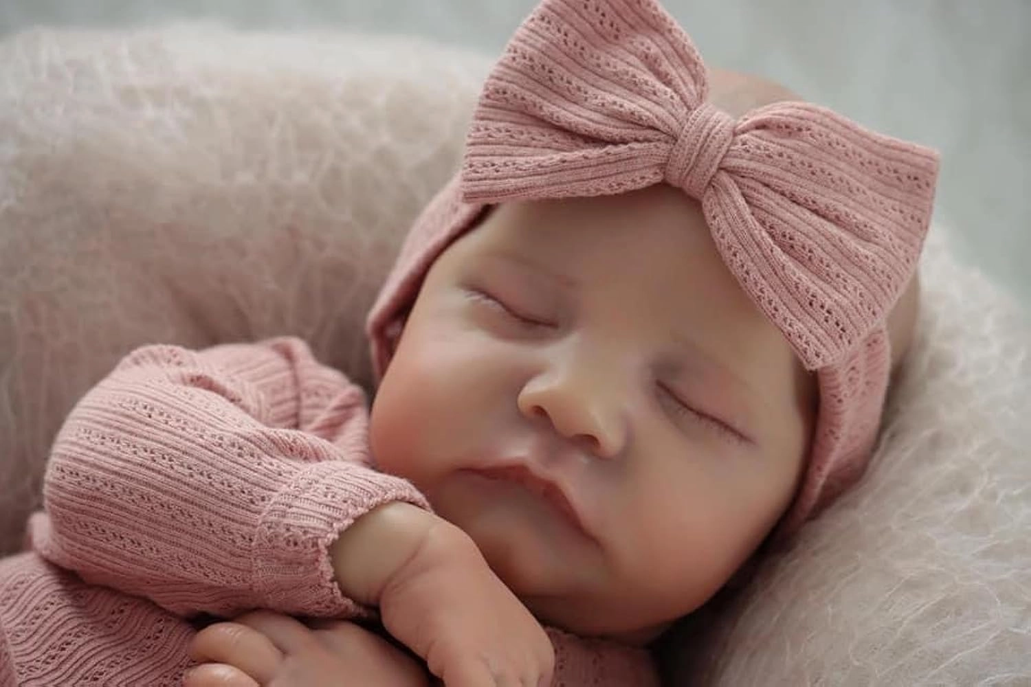 Reborn Doll - 18"/48cm Soft Silicone vinyl Pink Ages 3+