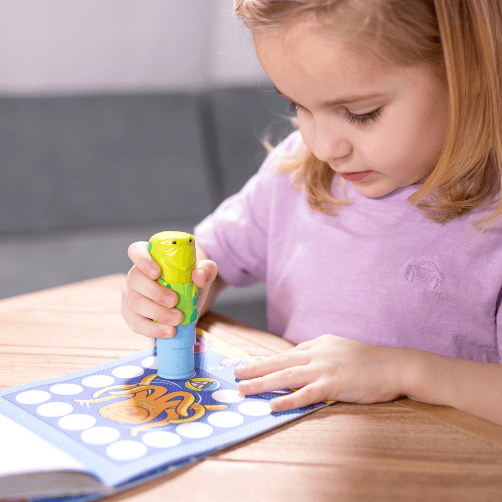 Sticker WOW! Sticker Stamper & Activity Pad - 24 pages 300 pcs