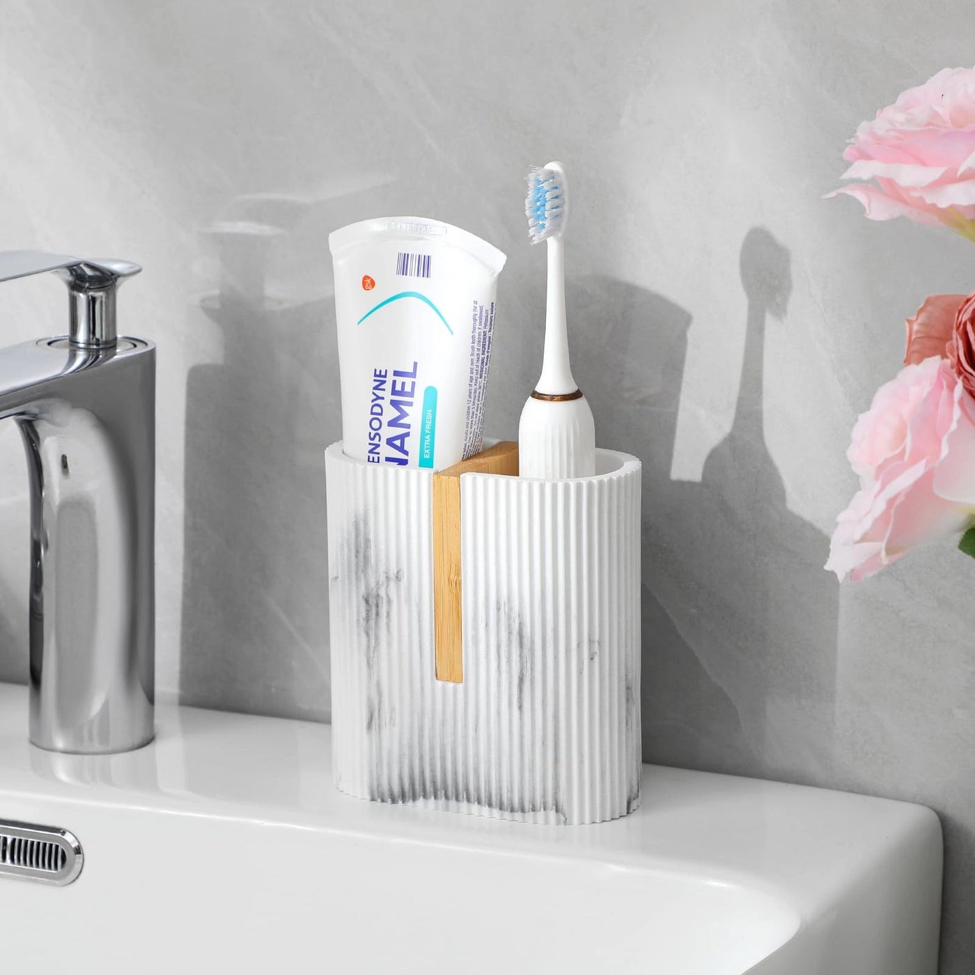 Toothbrush Holder - Matte White Bamboo
