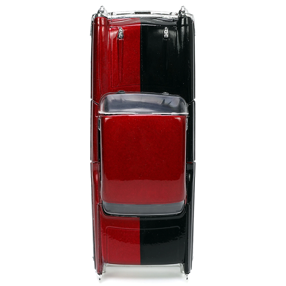 Harley Quinn 1957 Chevy Bel Air with Harley Quinn Figure - 1:32