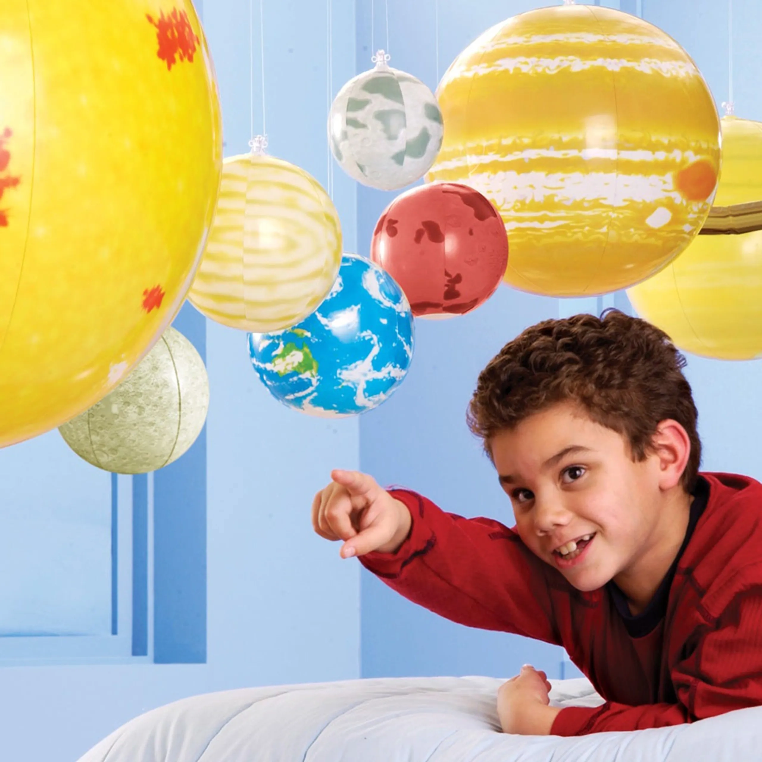 Inflatable Solar System Set - 5 years+ 11 pieces