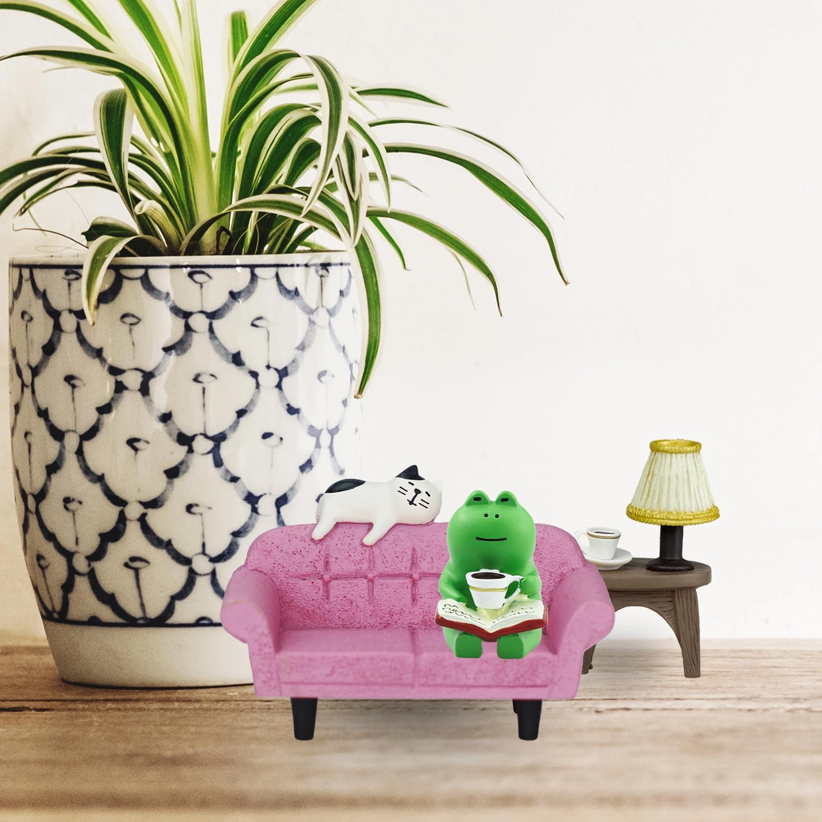 Cute Mini Frog Figurine - Resin