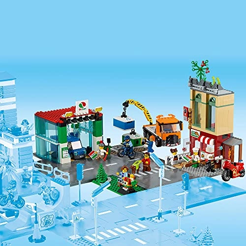 City Town Centre (60292) - Car Wash 8 Minifigures