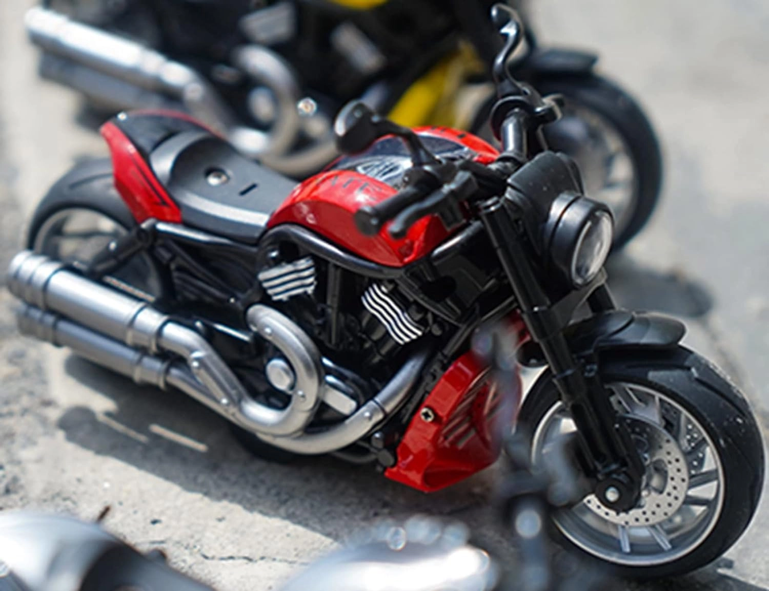Ducati Bike - 1:12 1pcs