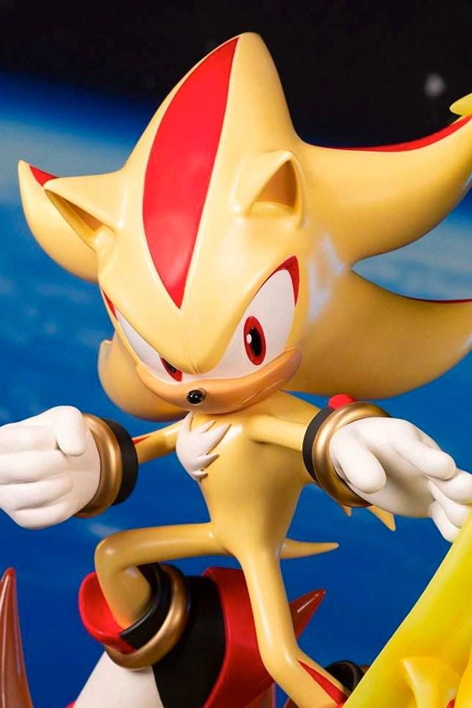 First 4 Figures Super Shadow - Sonic The Hedgehog
