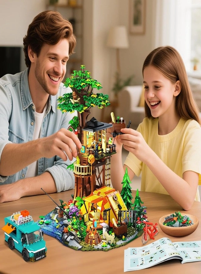 Camping Tree House Building Set - 1715 pcs