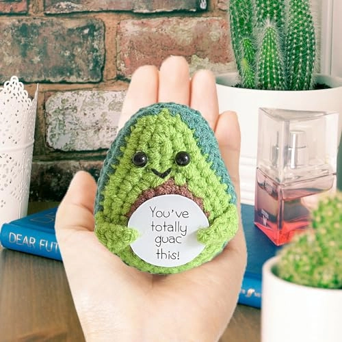 Avocado Pocket Hug 7 cm Plush