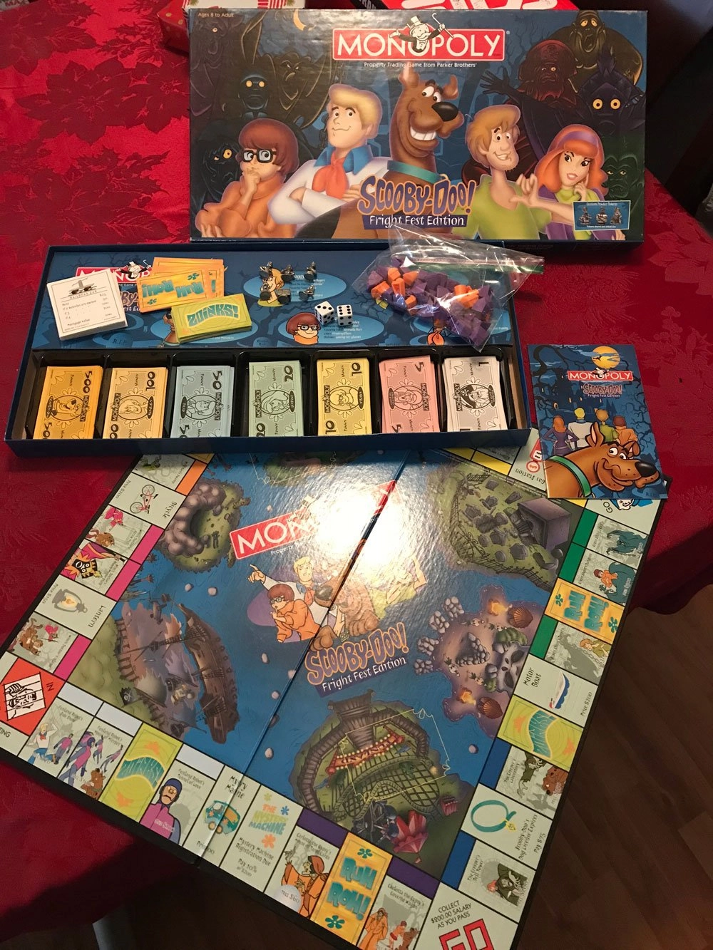 USAopoly Scooby Doo Monopoly: Fright Fest Edition