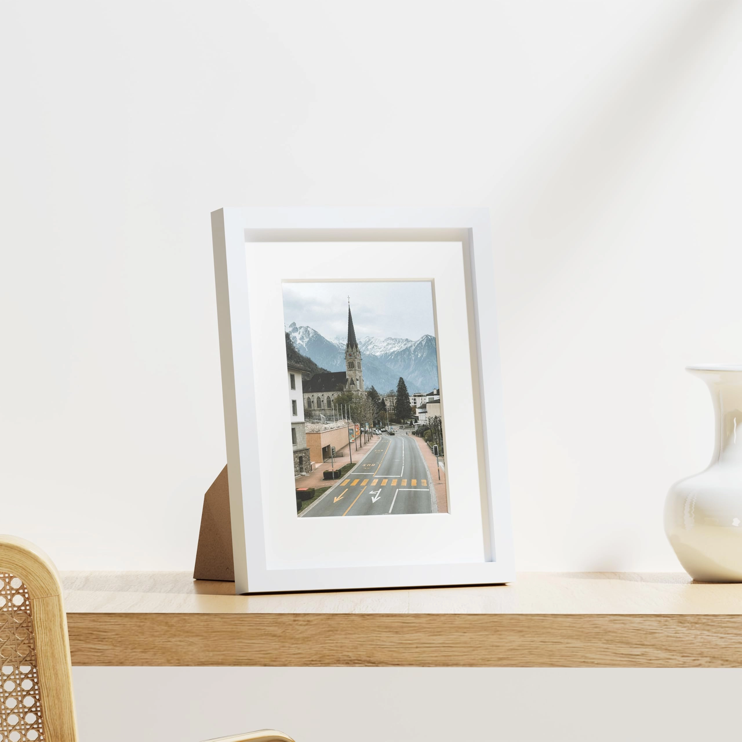 8.5x11 Picture Frame