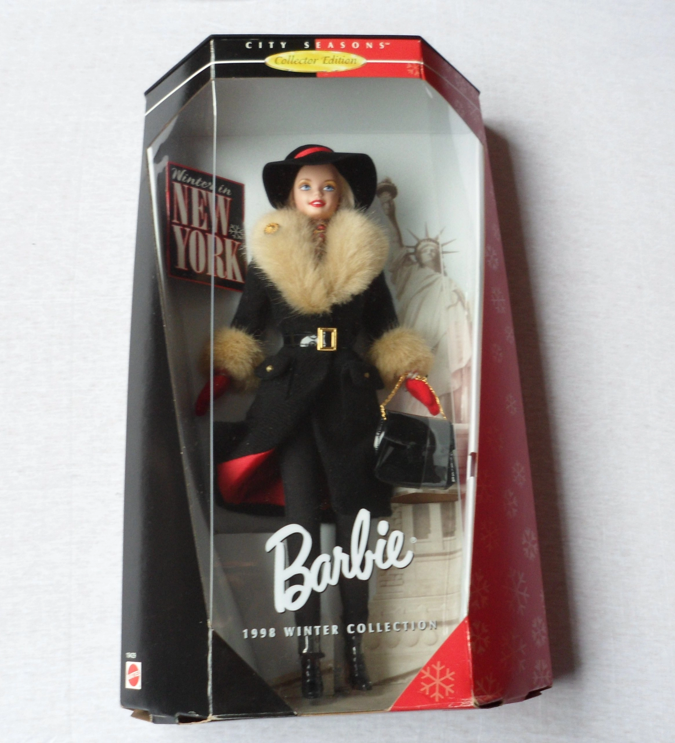 Barbie Winter In New York - Collector Doll Ages 15+
