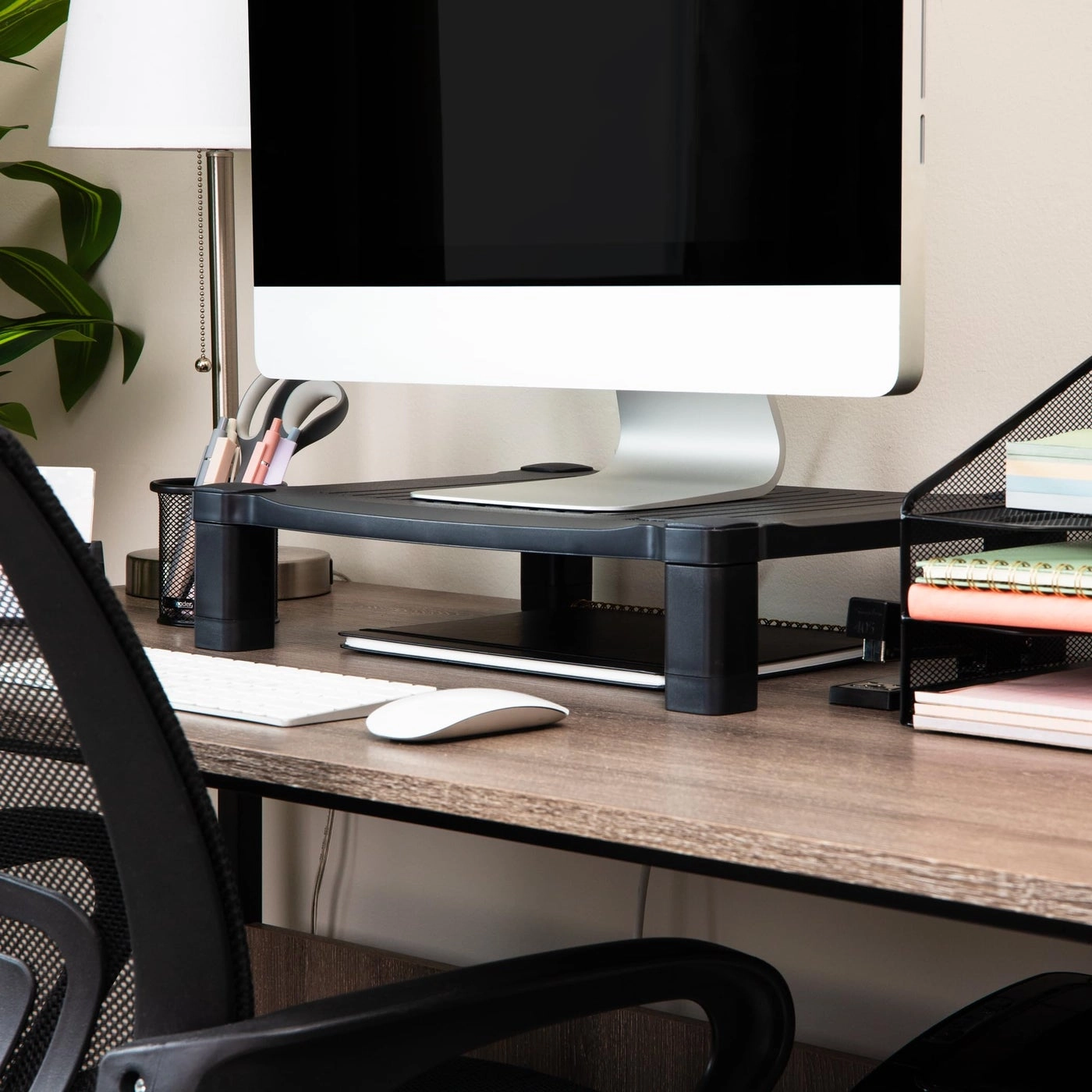 Triangle Monitor Stand - 40lb18kg Adjustable Height