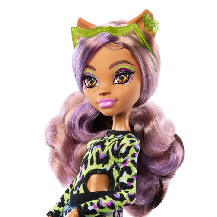 Clawdeen Doll - Scare-adise Island Ages 4+