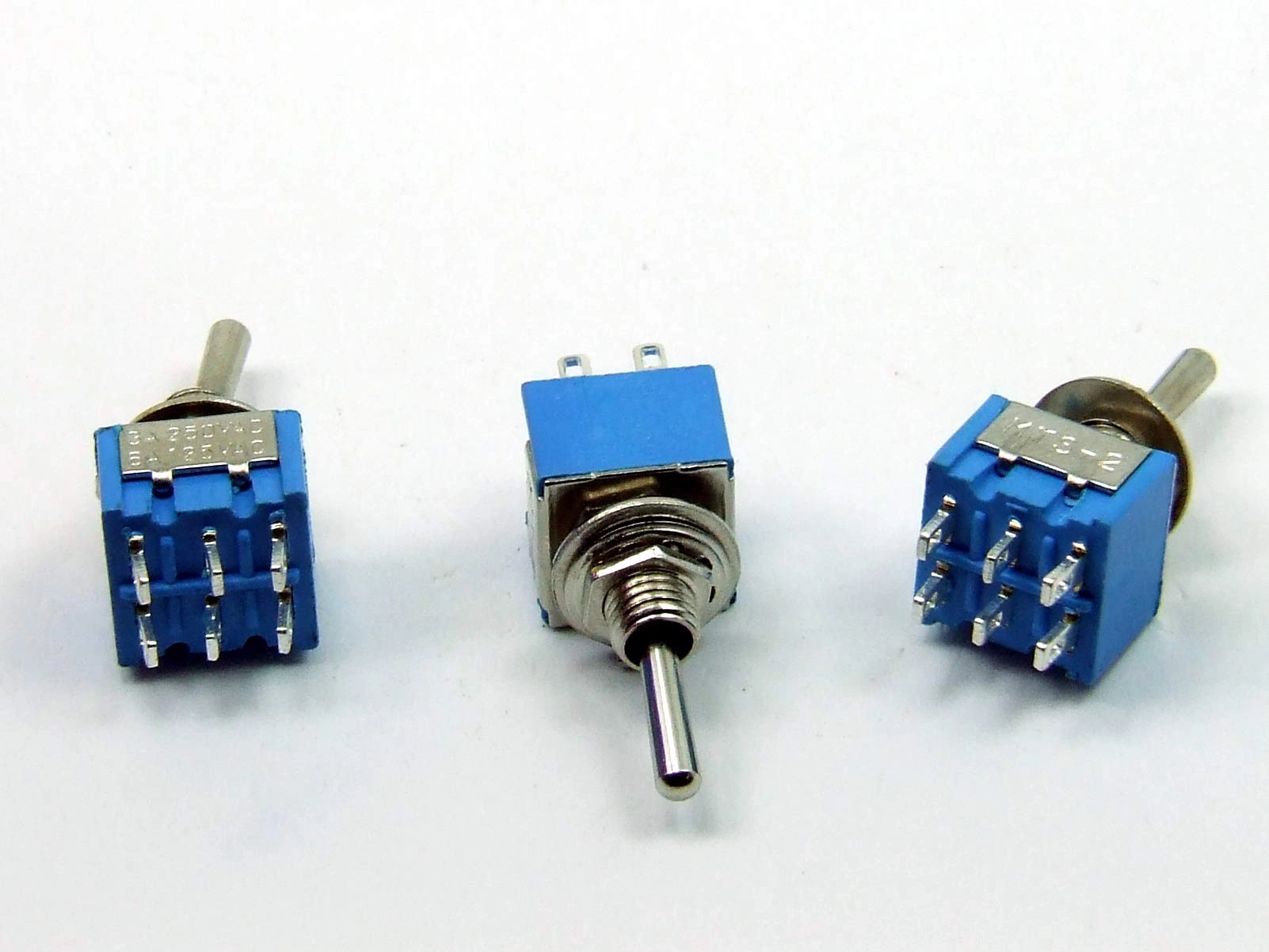 POPESQ Switch Lever 2 Contact - 3 pcs ON-OFF-ON 3A/250VAC