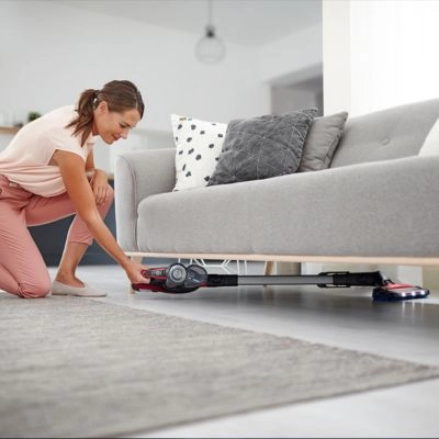 Fast reach everywhere, even under low furniture