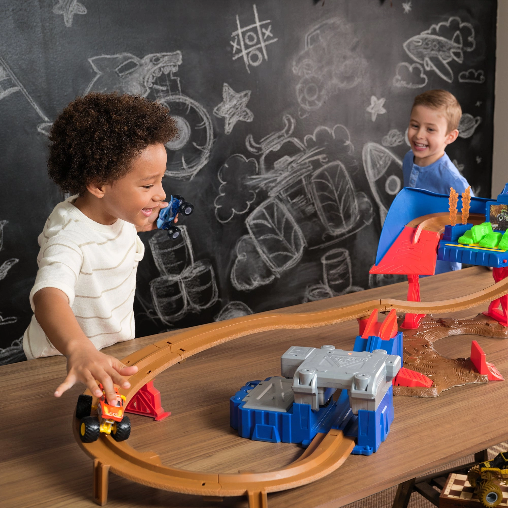 Super Charger Speedway Playset - 1:64 40pcs