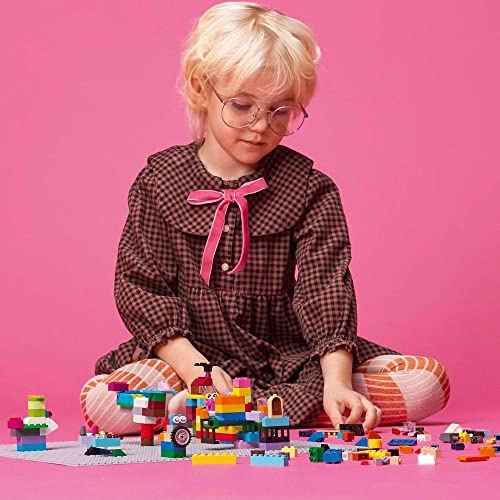 Classic Baseplate (11024) - 48x48-stud