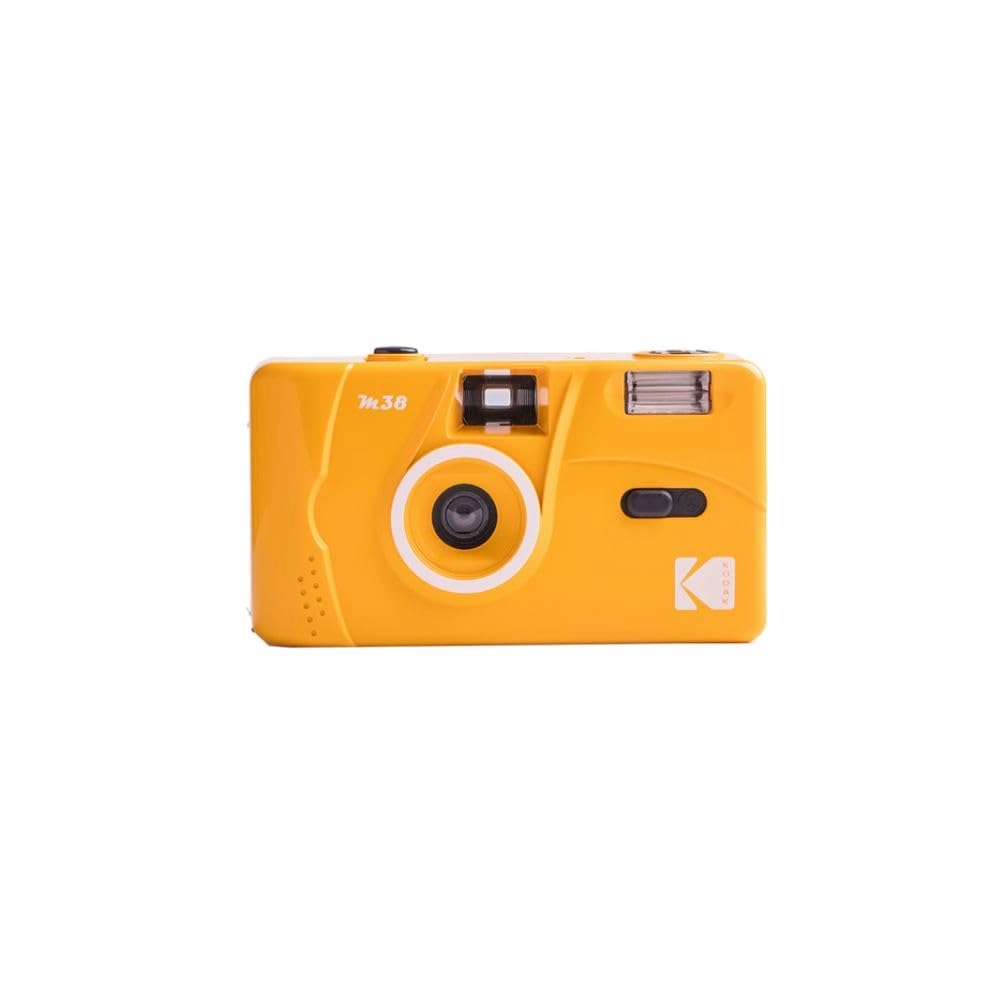 M38 - 35mm Built-In Flash