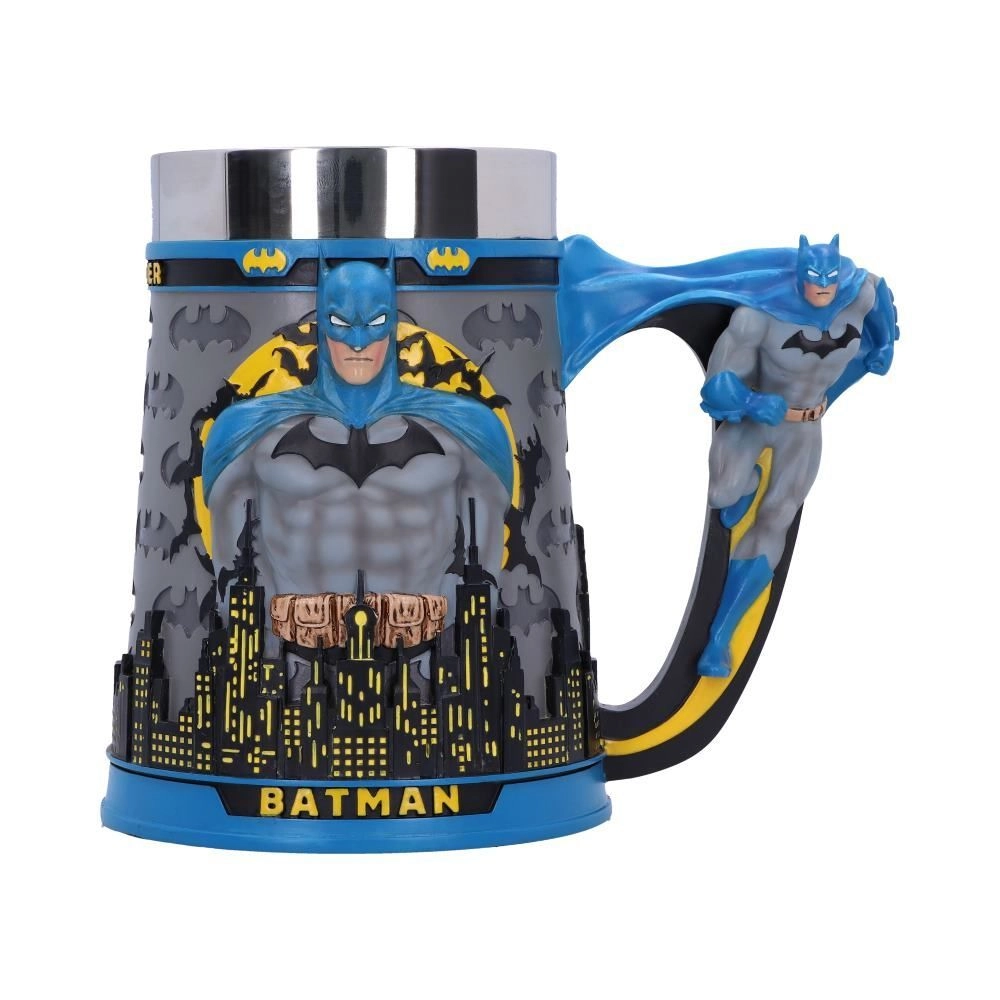 Nemesis Now Ltd Batman The Caped Crusader Tankard - Hand painted polyresin 15cm