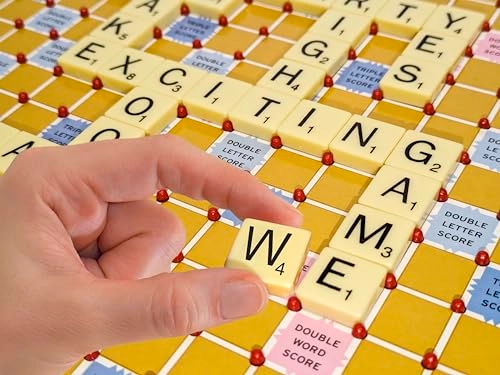 Scrabble to Go USA - Travel Version