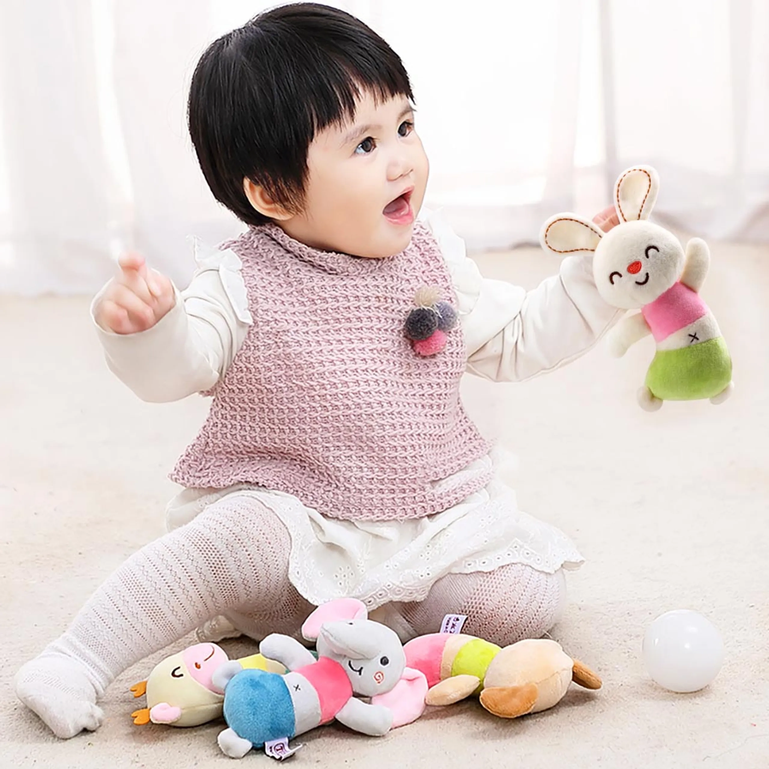 Baby Stroller Plush Hanging Mobile Rattle Toy - Suitable for 3 months and above