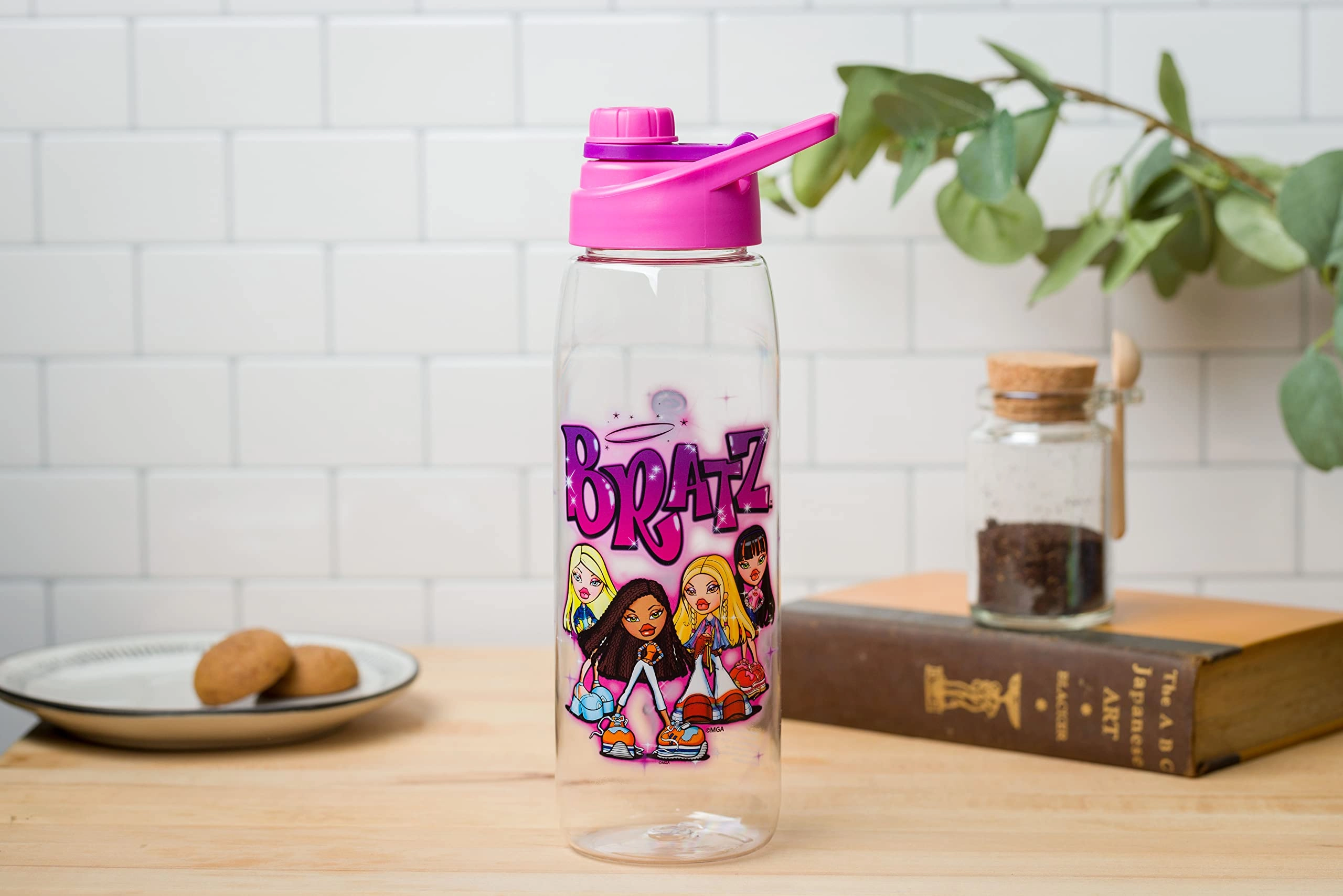 Bratz Water Bottle Screw Cap Tritan 800 ml